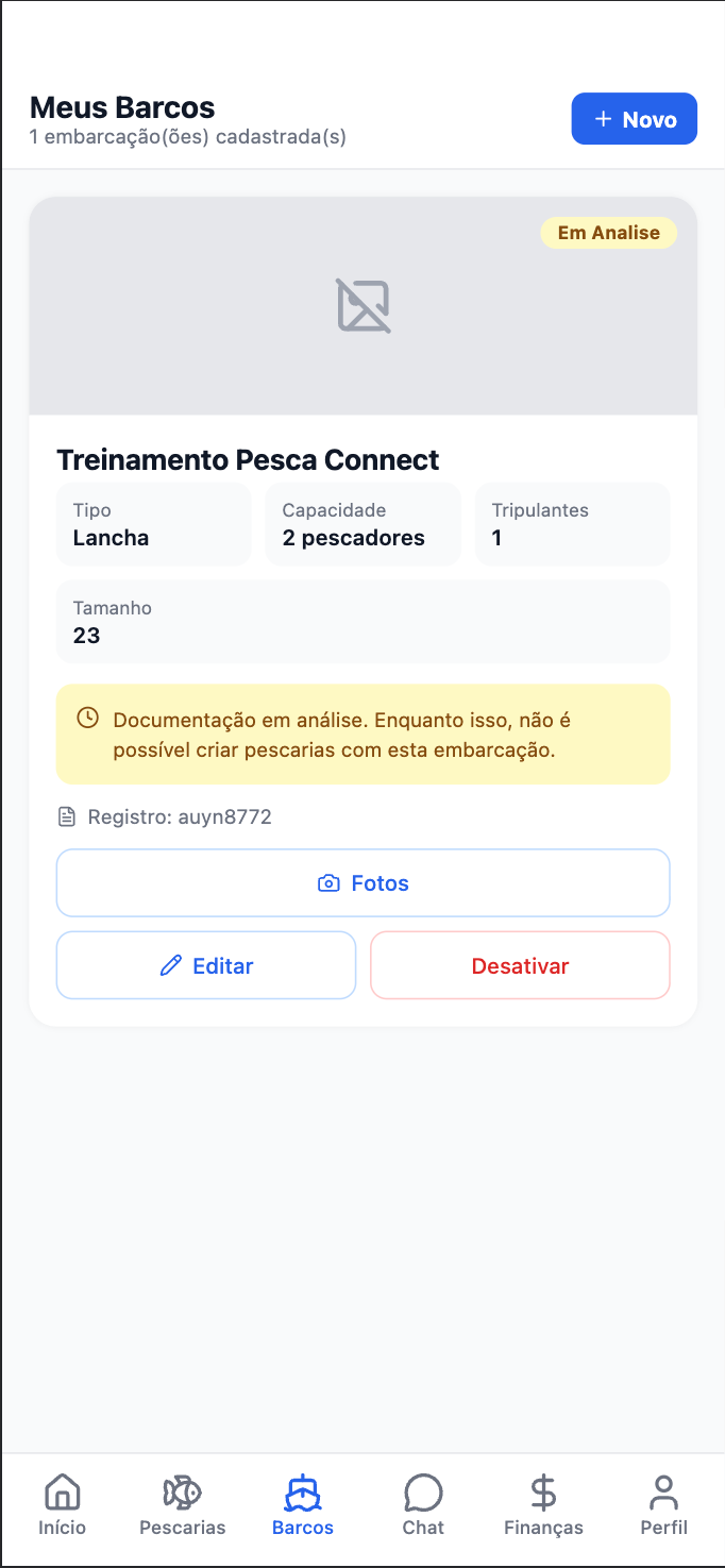 Card do barco cadastrado com selo Em Análise e botões Fotos, Editar e Desativar